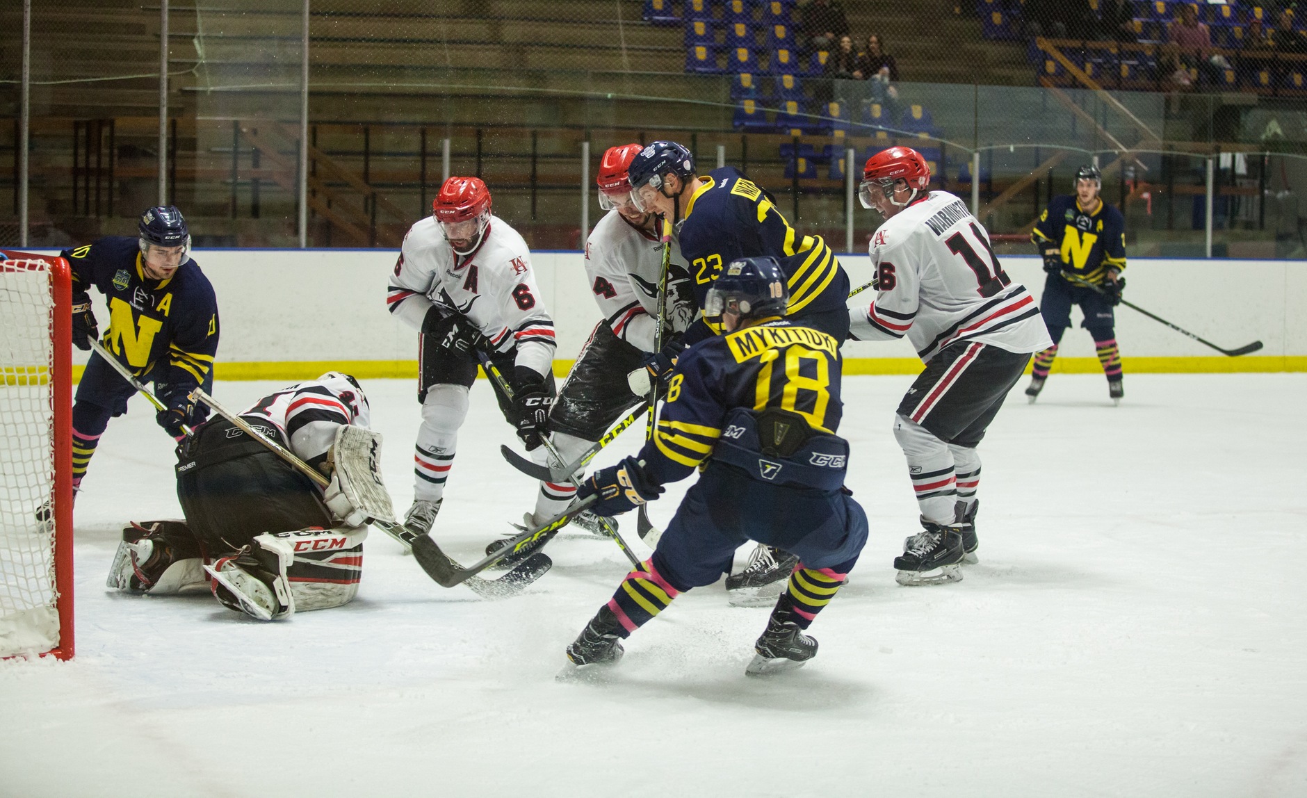 Ooks Shut-out Clippers